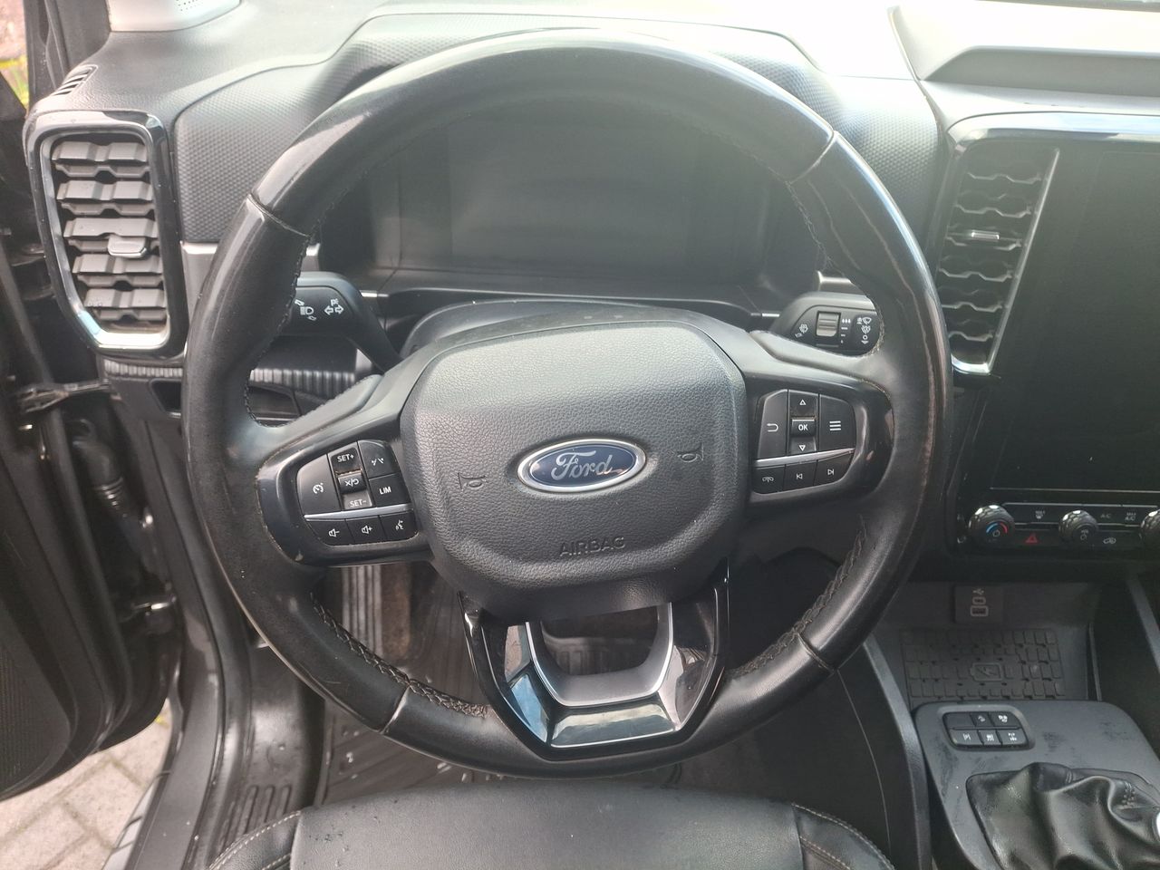 Ford Ranger — foto 26 de 35
