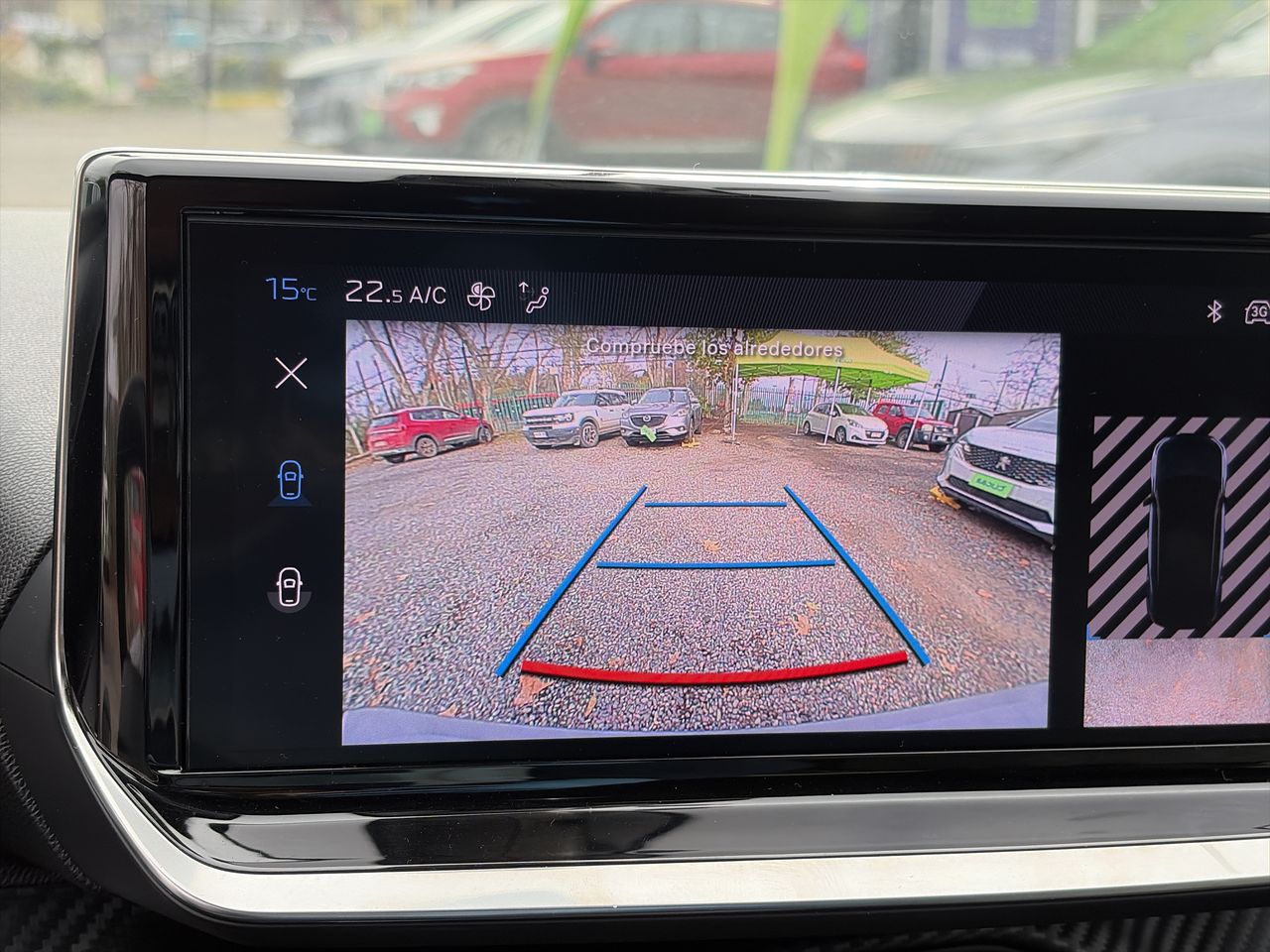 Peugeot 2008 — foto 18 de 20