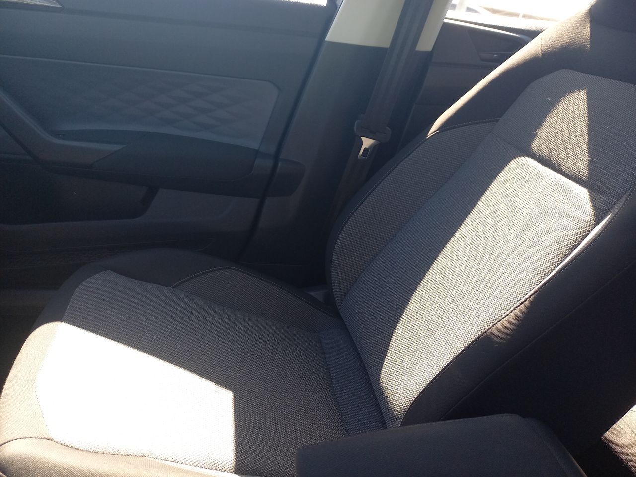 Volkswagen Polo — foto 27 de 28
