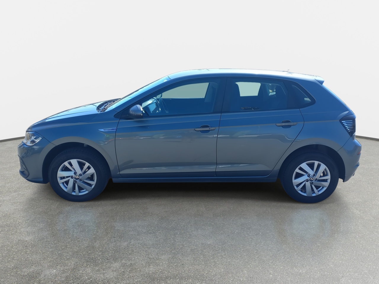 Volkswagen Polo — foto 5 de 28