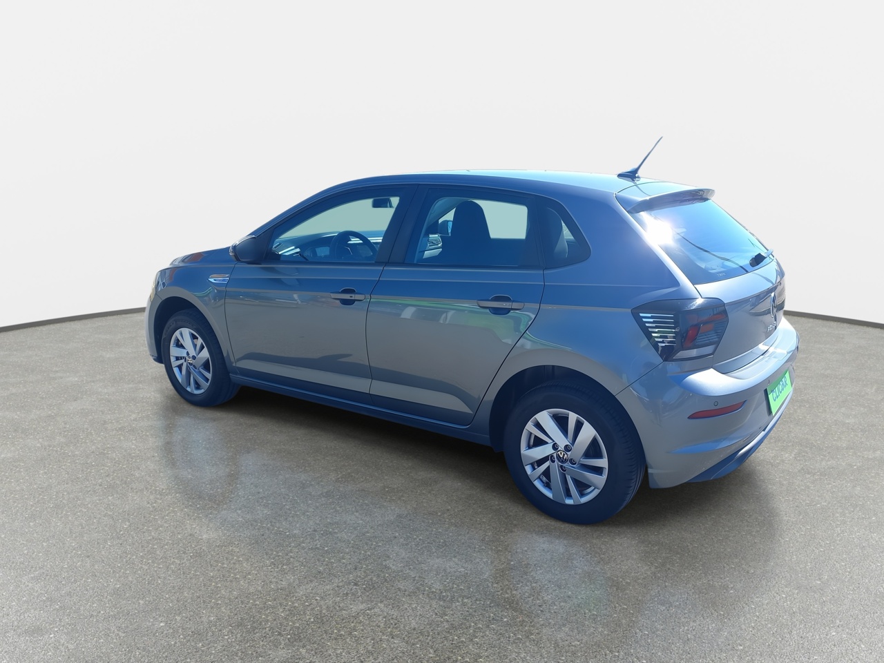 Volkswagen Polo — foto 6 de 28