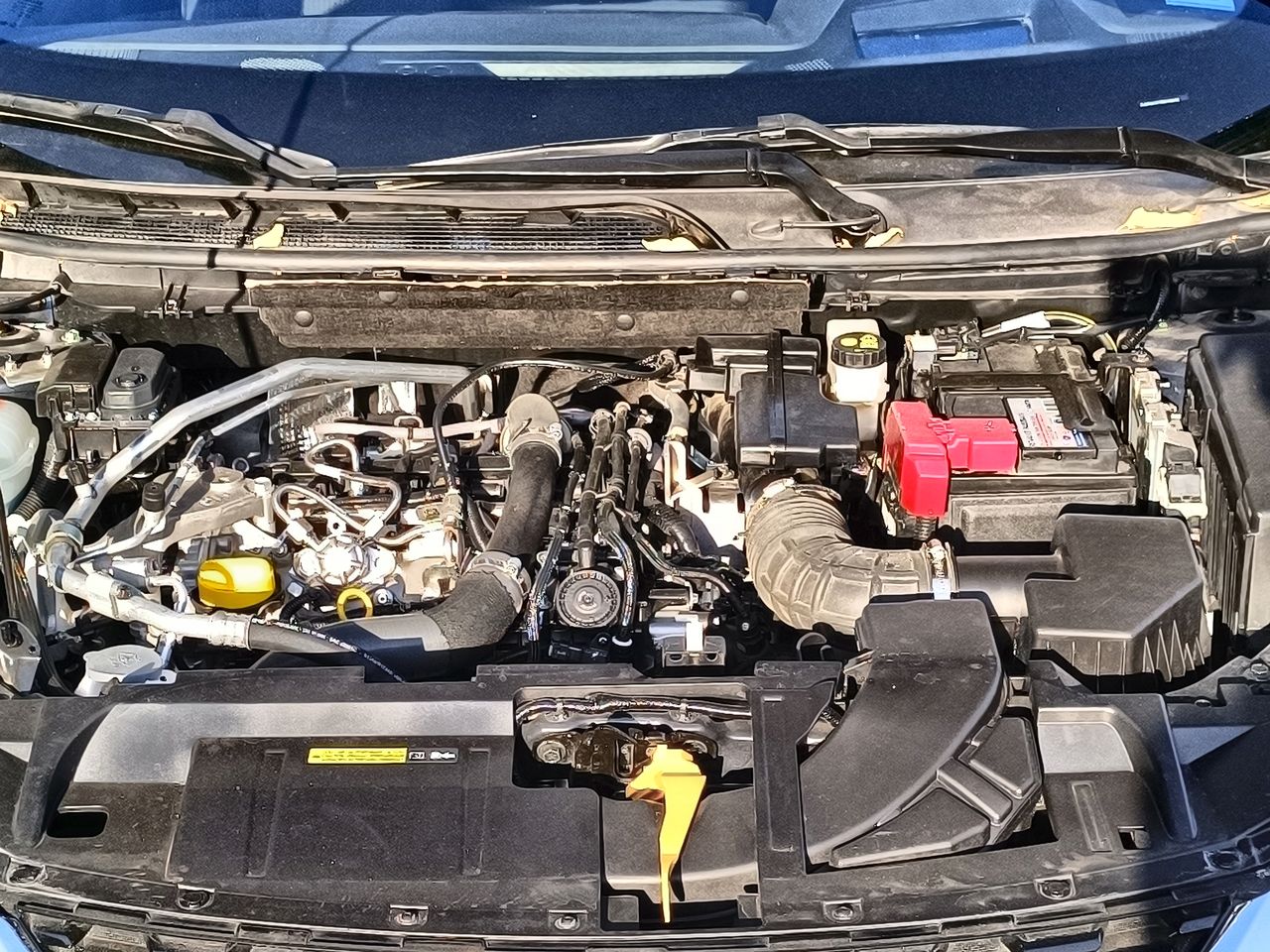 NISSAN - 18