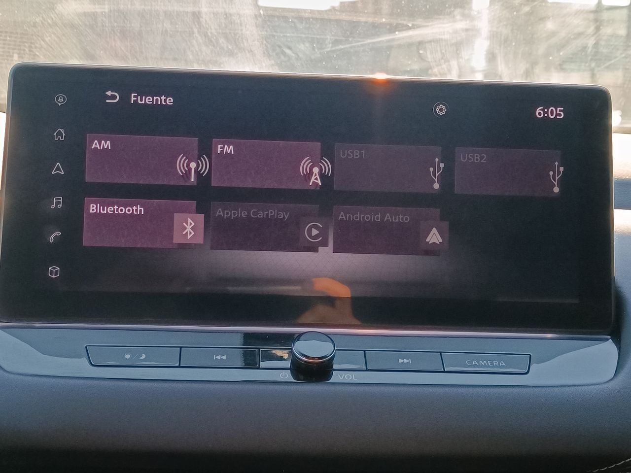 NISSAN - 25