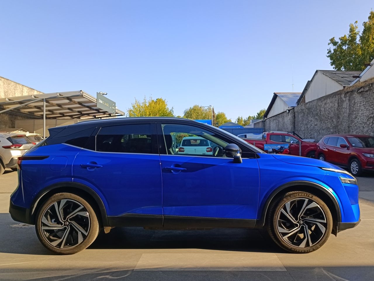 NISSAN - 8