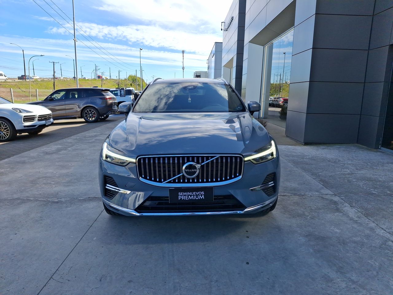 VOLVO - 2
