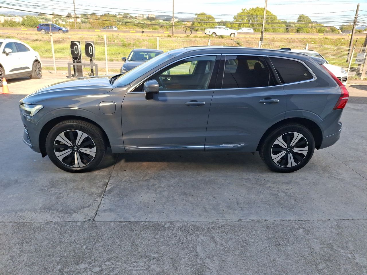 VOLVO - 4