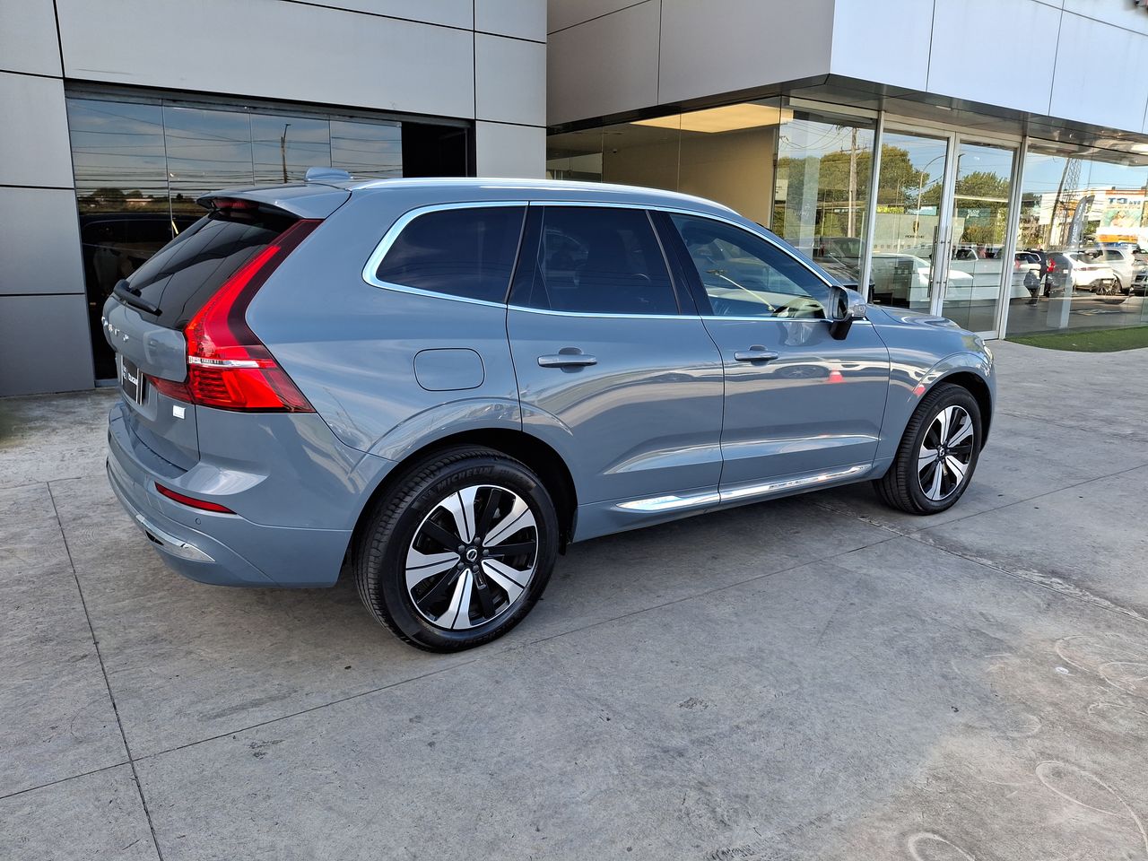 VOLVO - 7