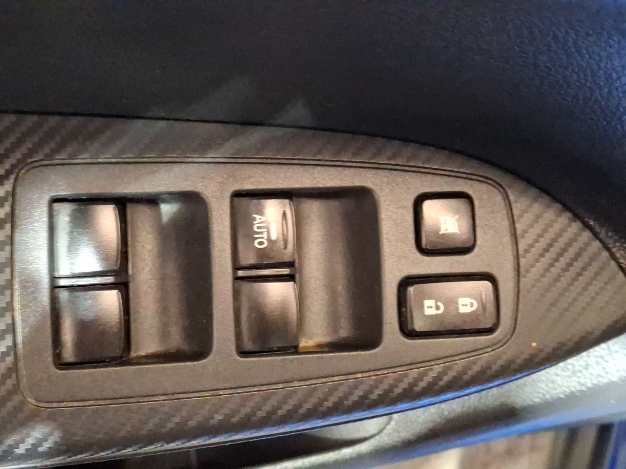 Mitsubishi Eclipse Cross — foto 15 de 27