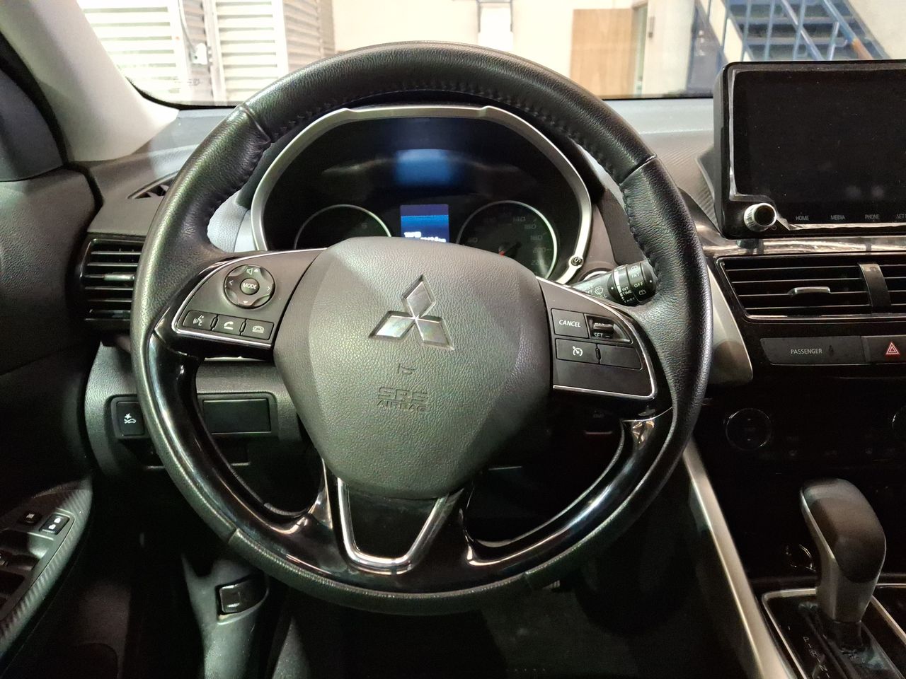 Mitsubishi Eclipse Cross — foto 17 de 27