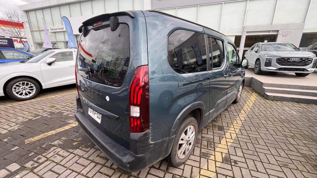 PEUGEOT - 4