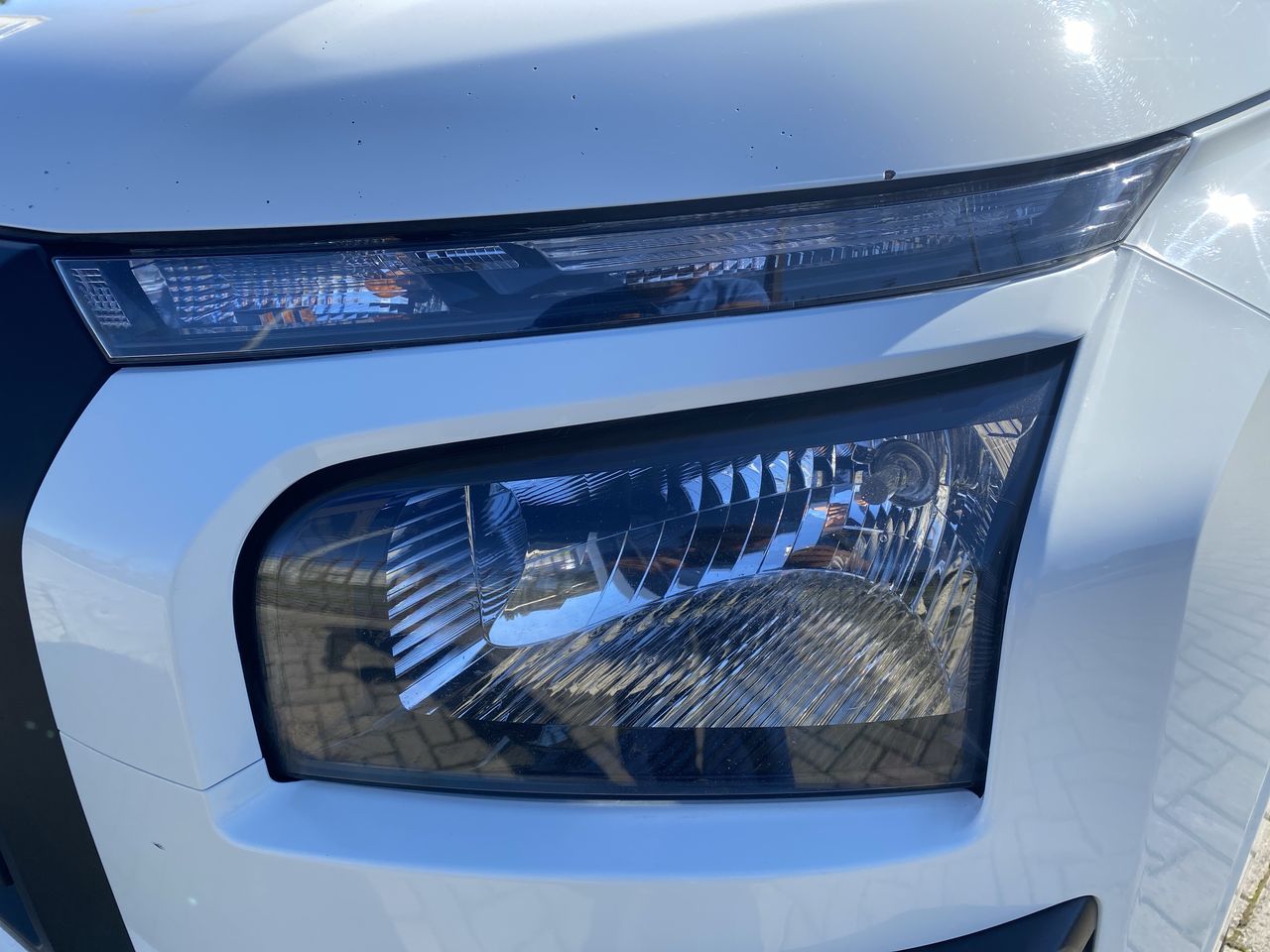 MITSUBISHI - 18