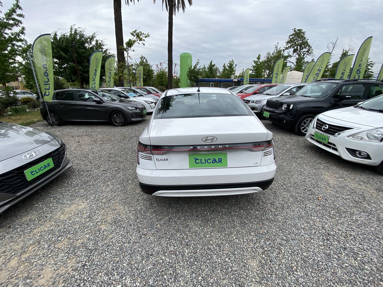 HYUNDAI - 6