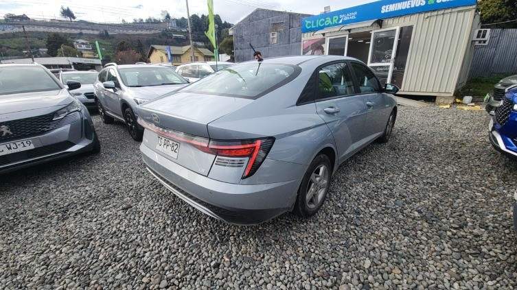 HYUNDAI - 4