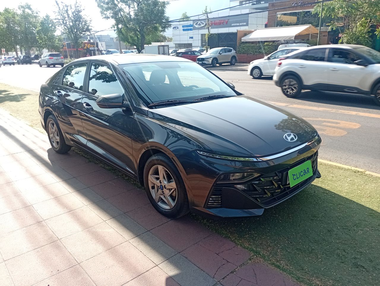 HYUNDAI - 1