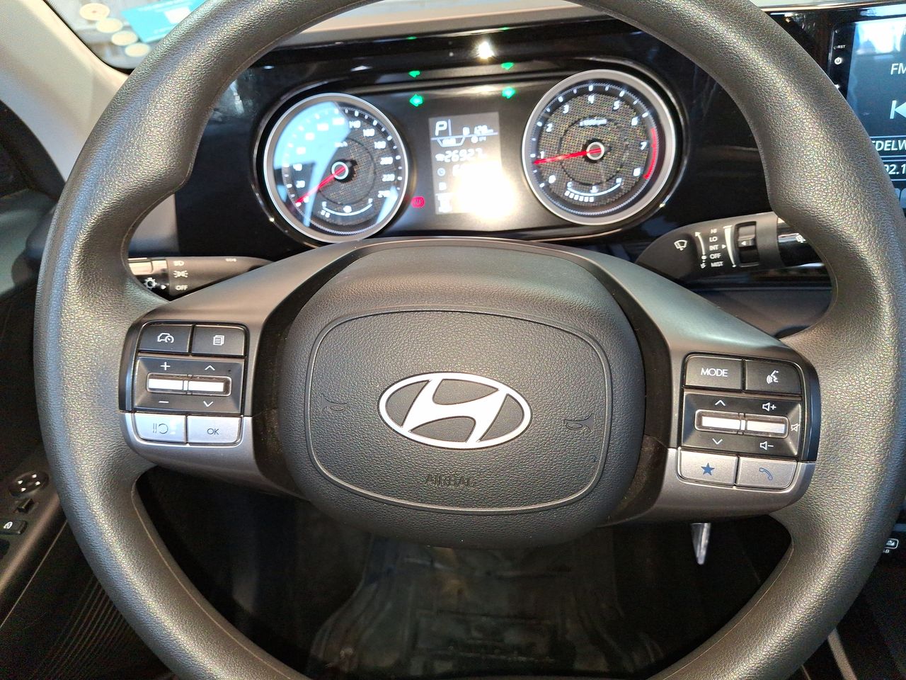 HYUNDAI - 26