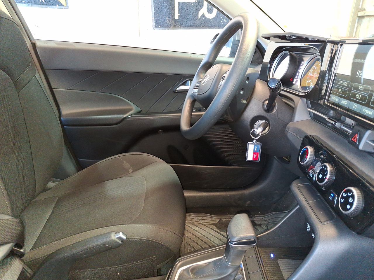 HYUNDAI - 14