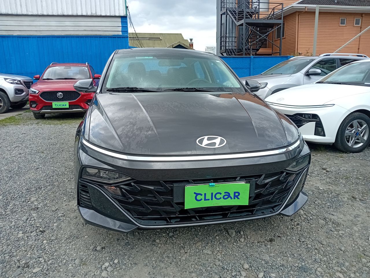 HYUNDAI - 2