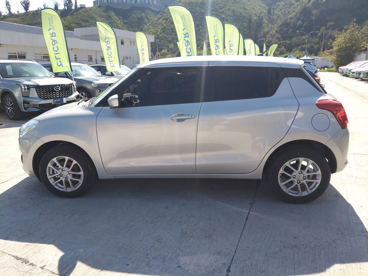 SUZUKI - 4