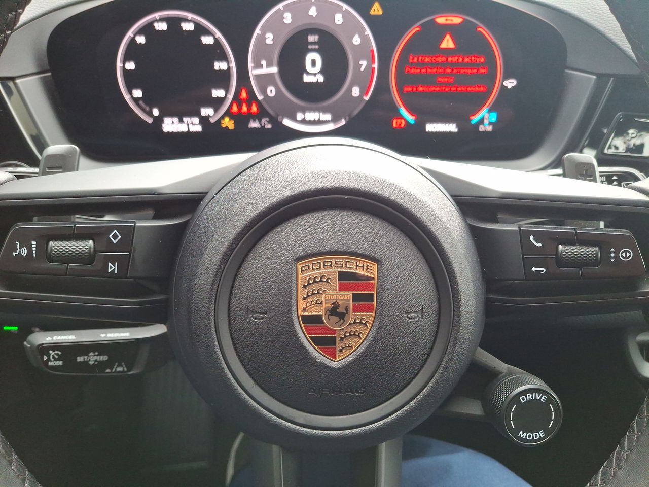 PORSCHE - 25