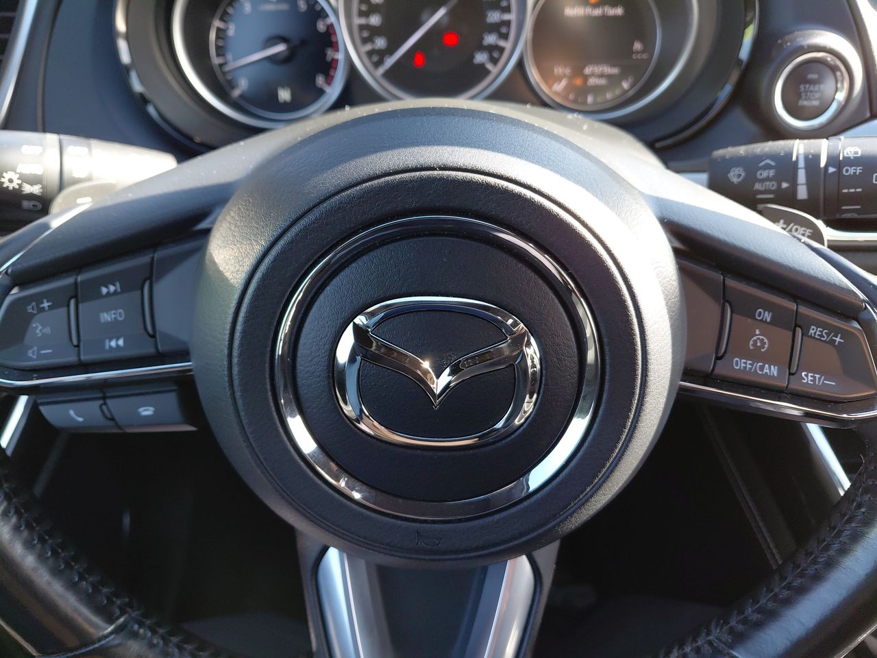 MAZDA - 17