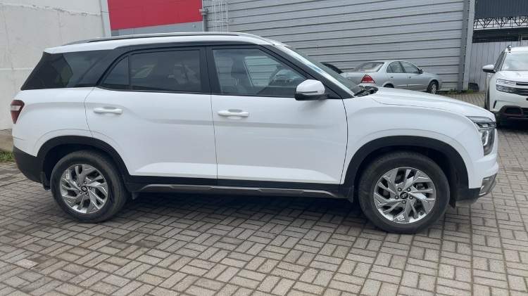 HYUNDAI - 3