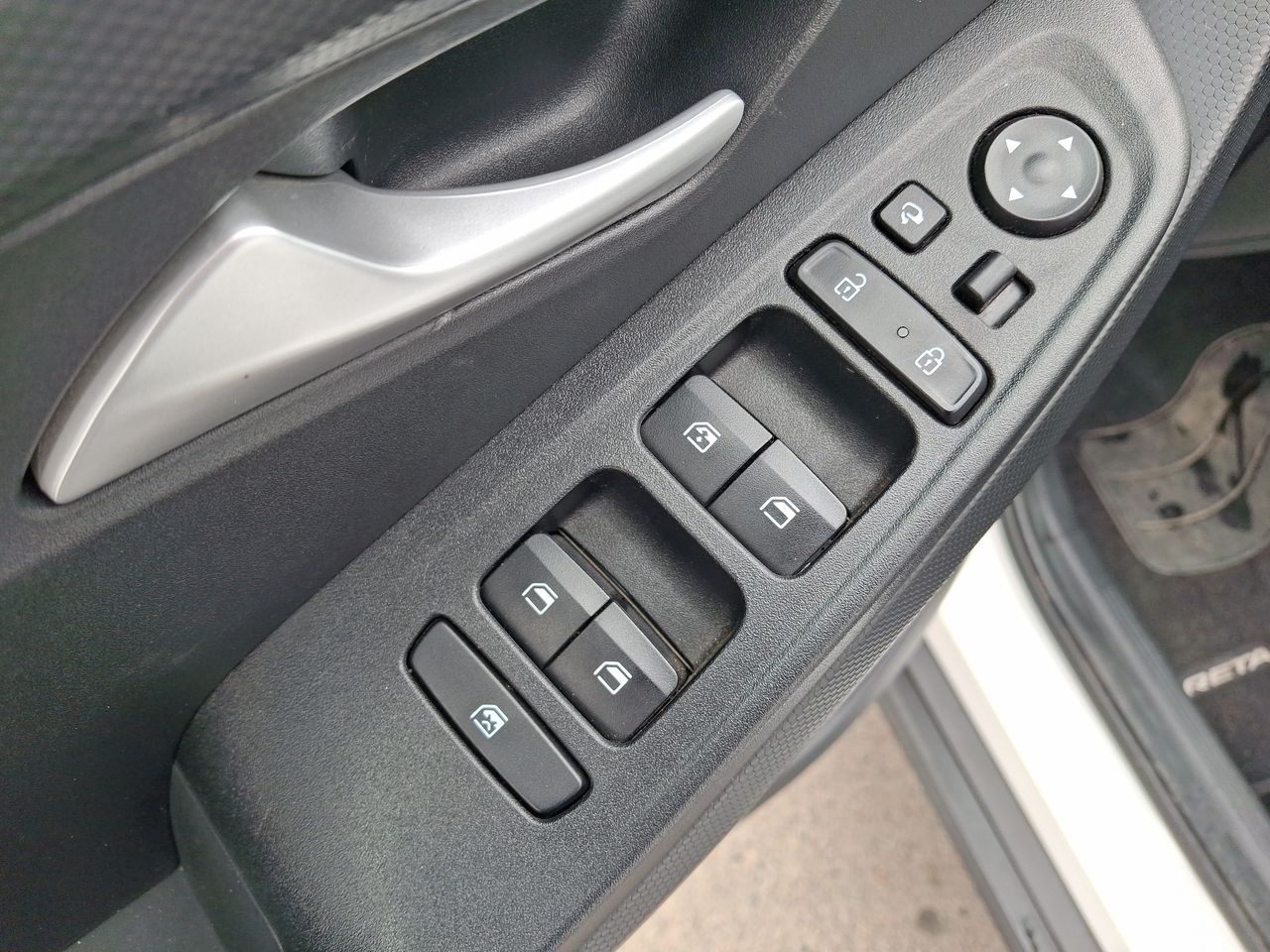 HYUNDAI - 22