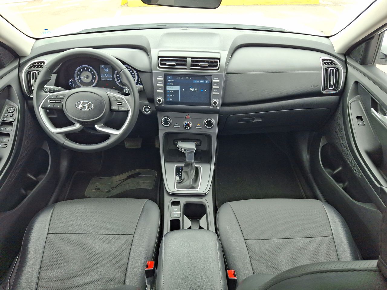 HYUNDAI - 9