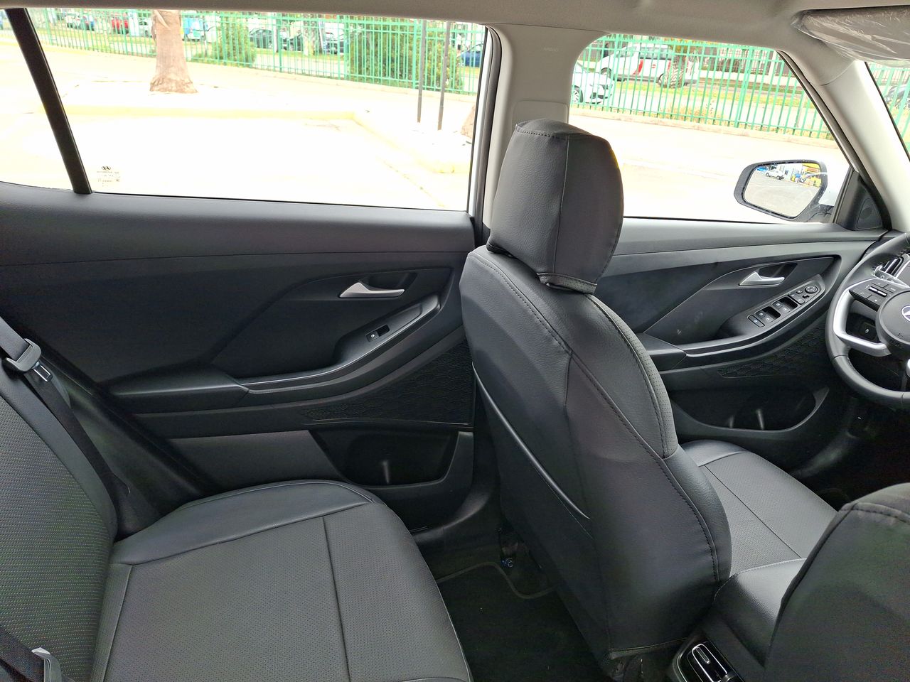 HYUNDAI - 15