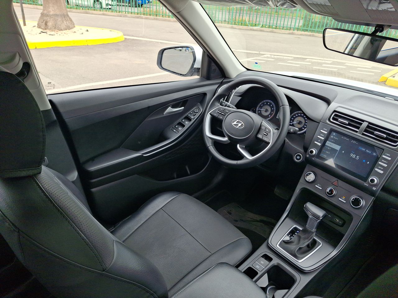 HYUNDAI - 16