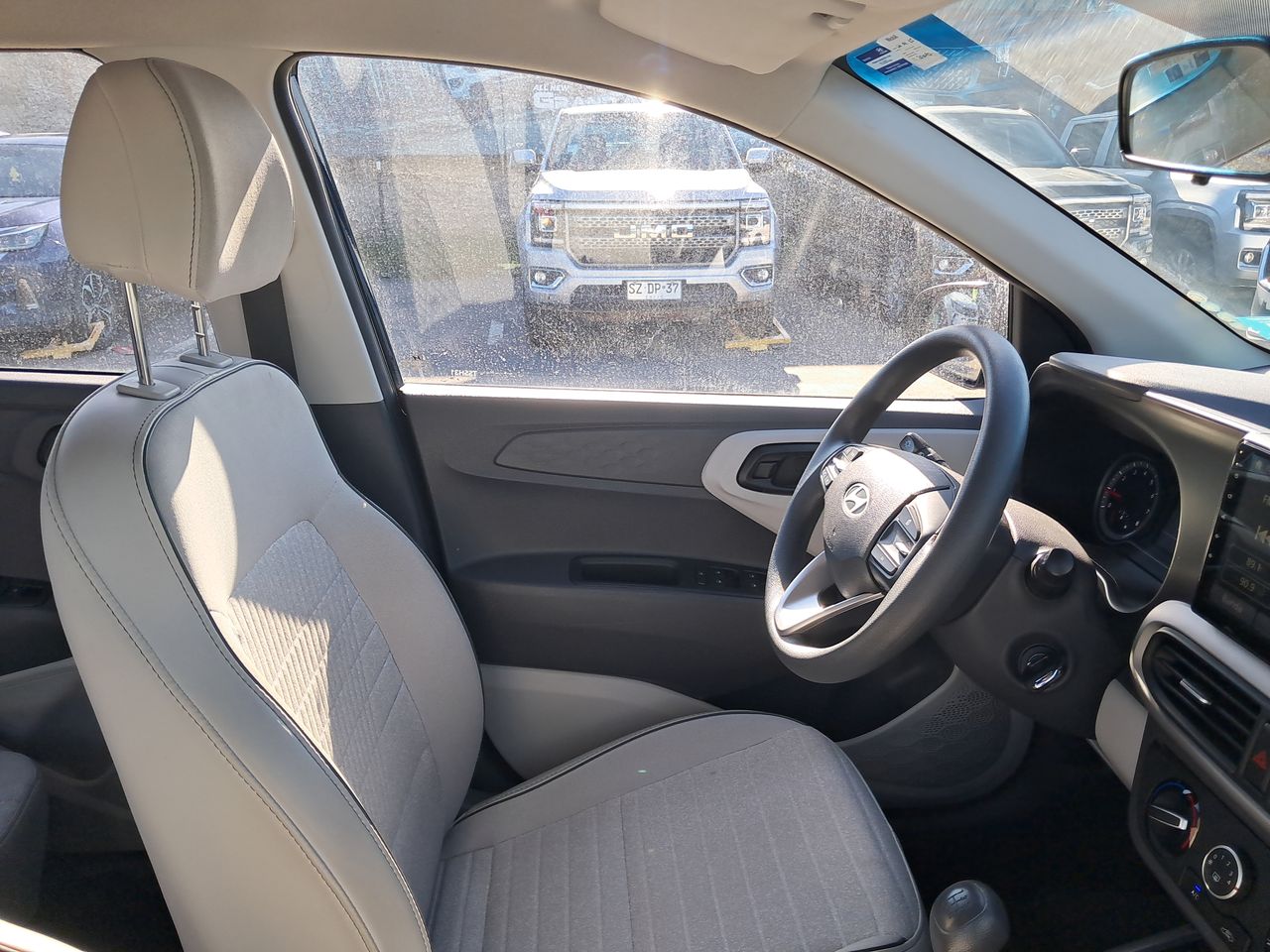 HYUNDAI - 15