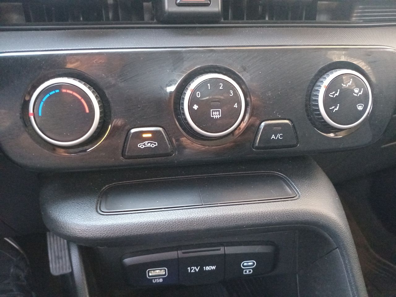 HYUNDAI - 28