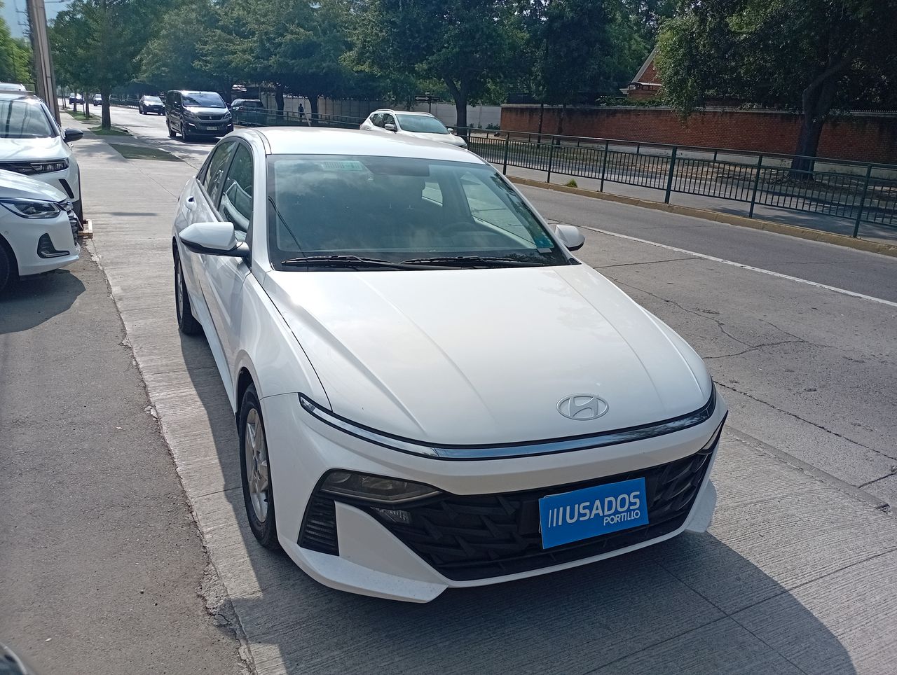 HYUNDAI - 1