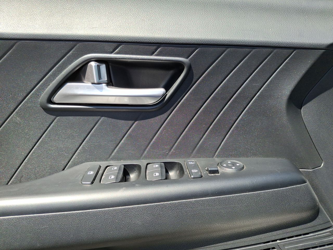HYUNDAI - 21
