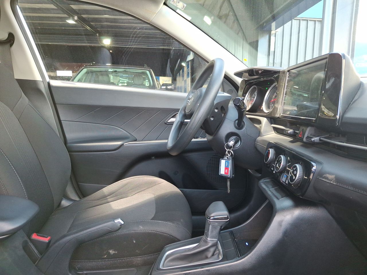 HYUNDAI - 9
