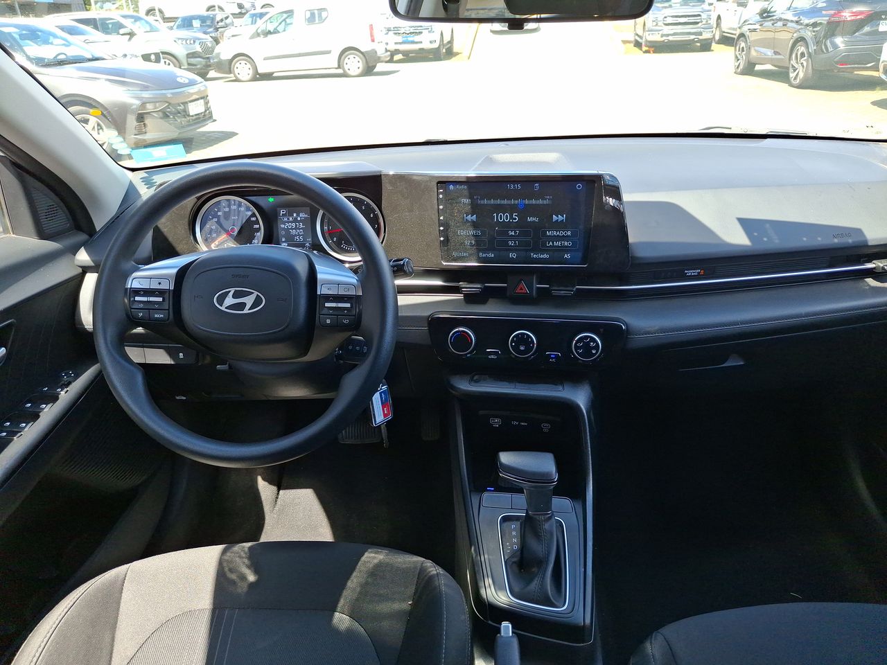 HYUNDAI - 14