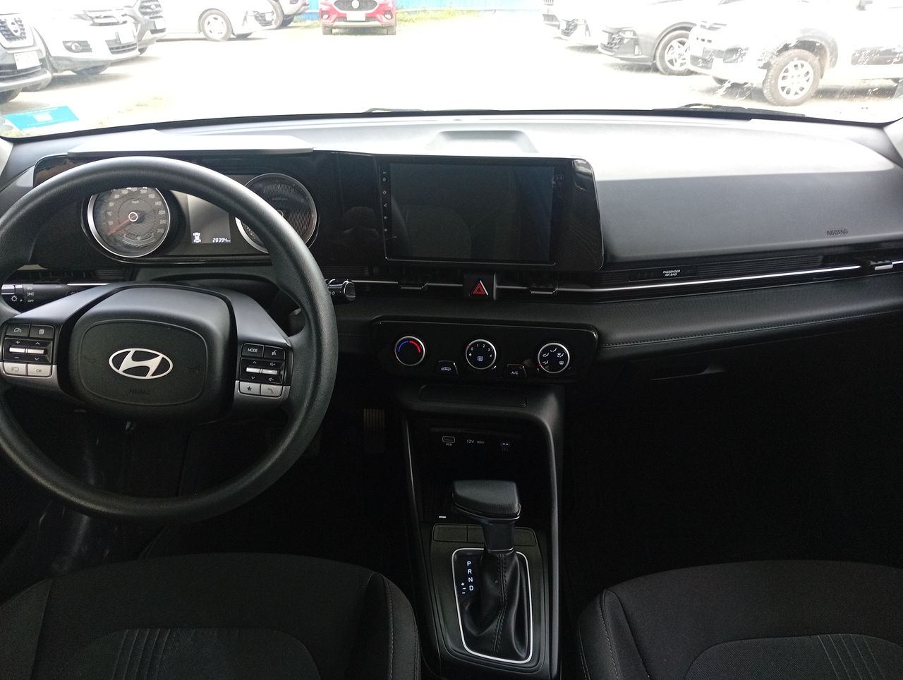 HYUNDAI - 15