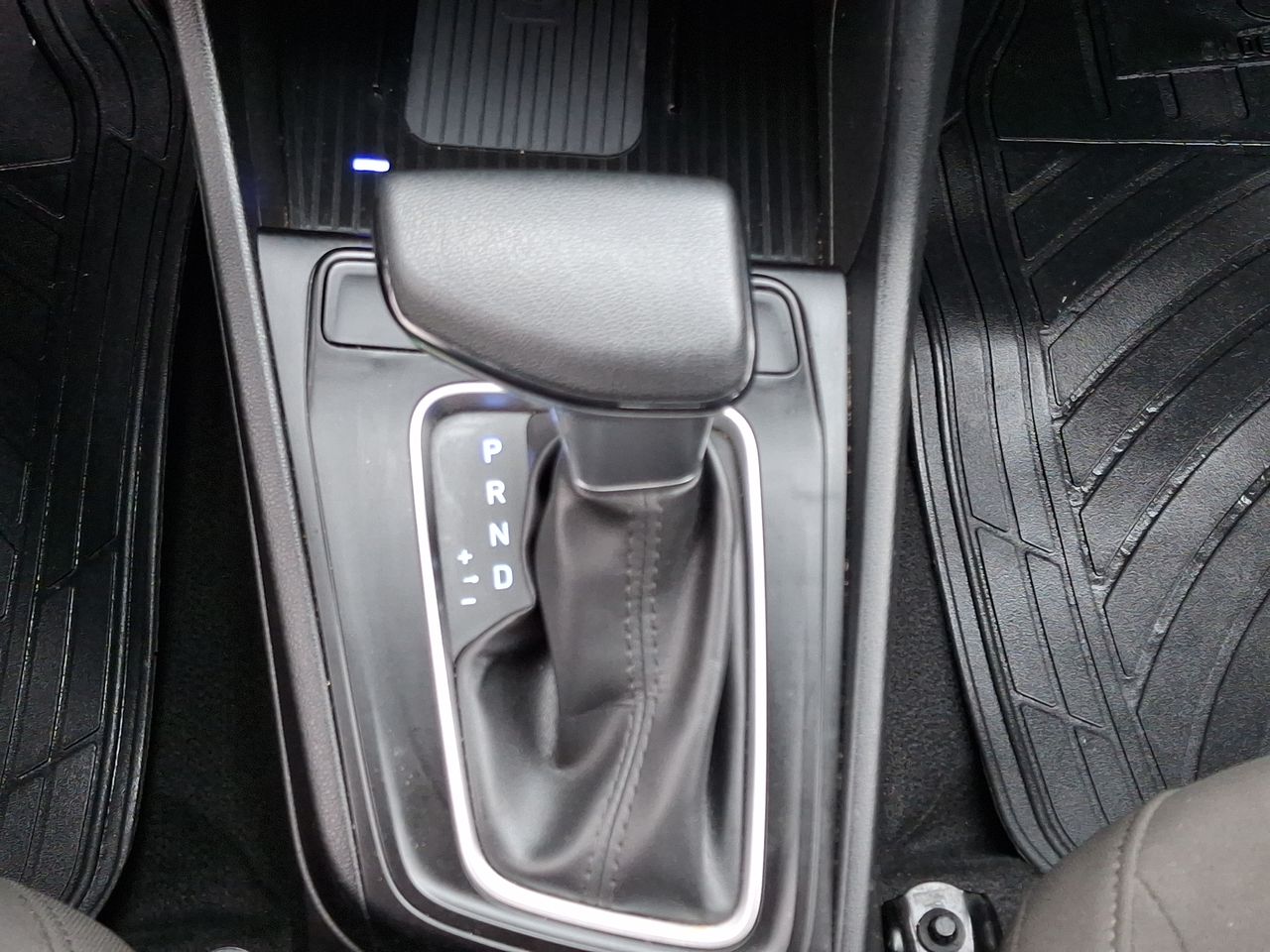 HYUNDAI - 30