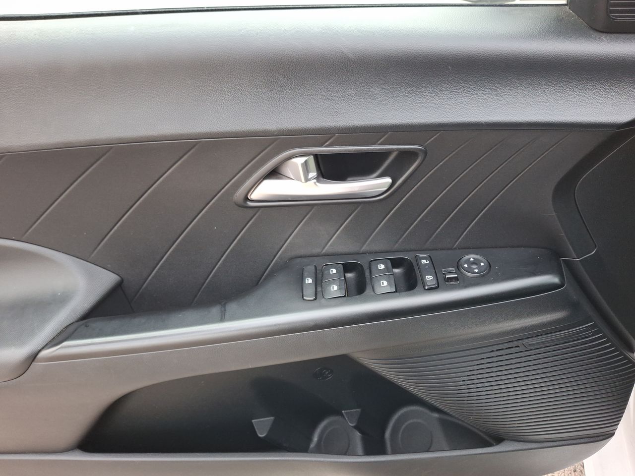 HYUNDAI - 21