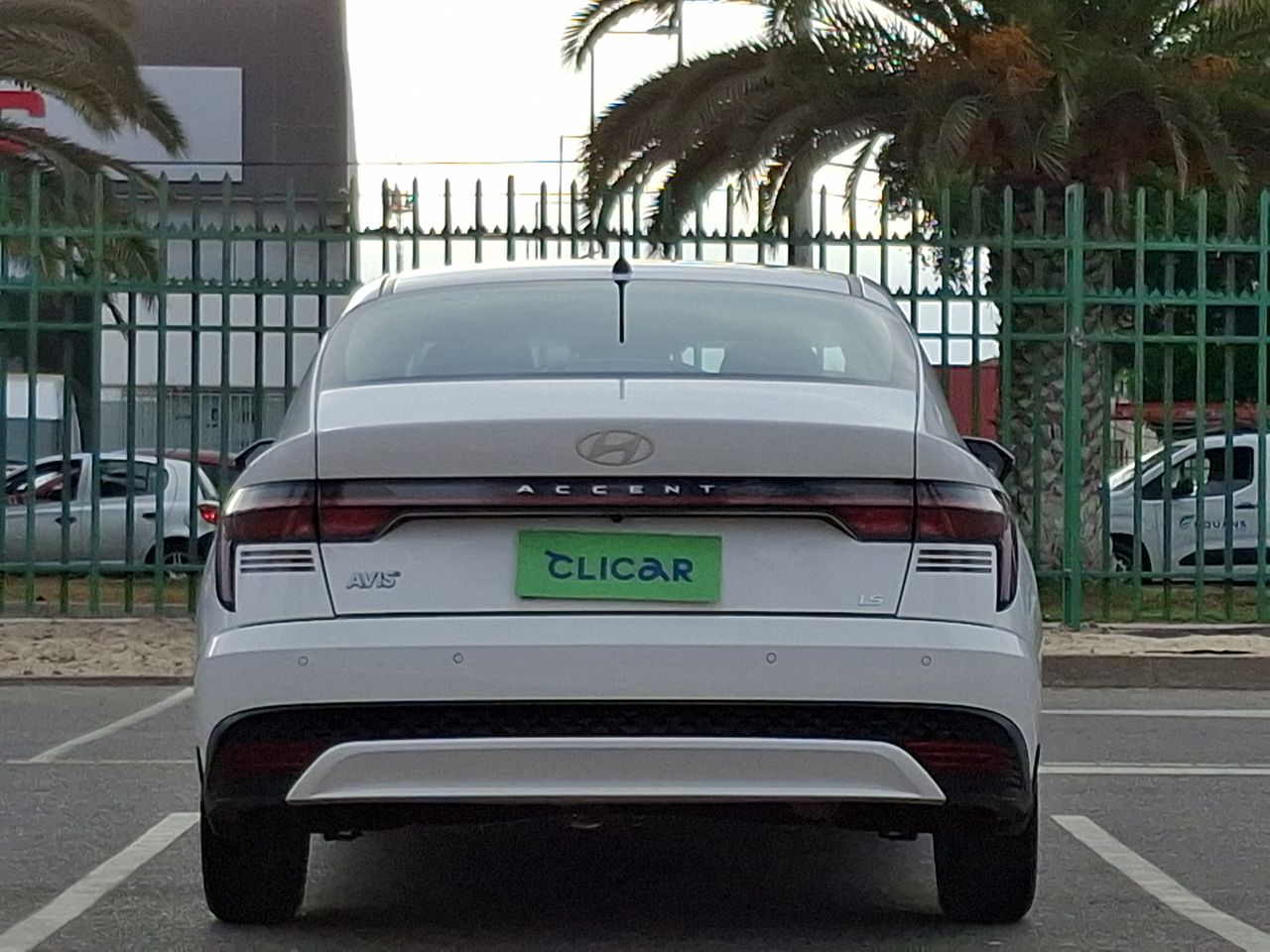HYUNDAI - 6