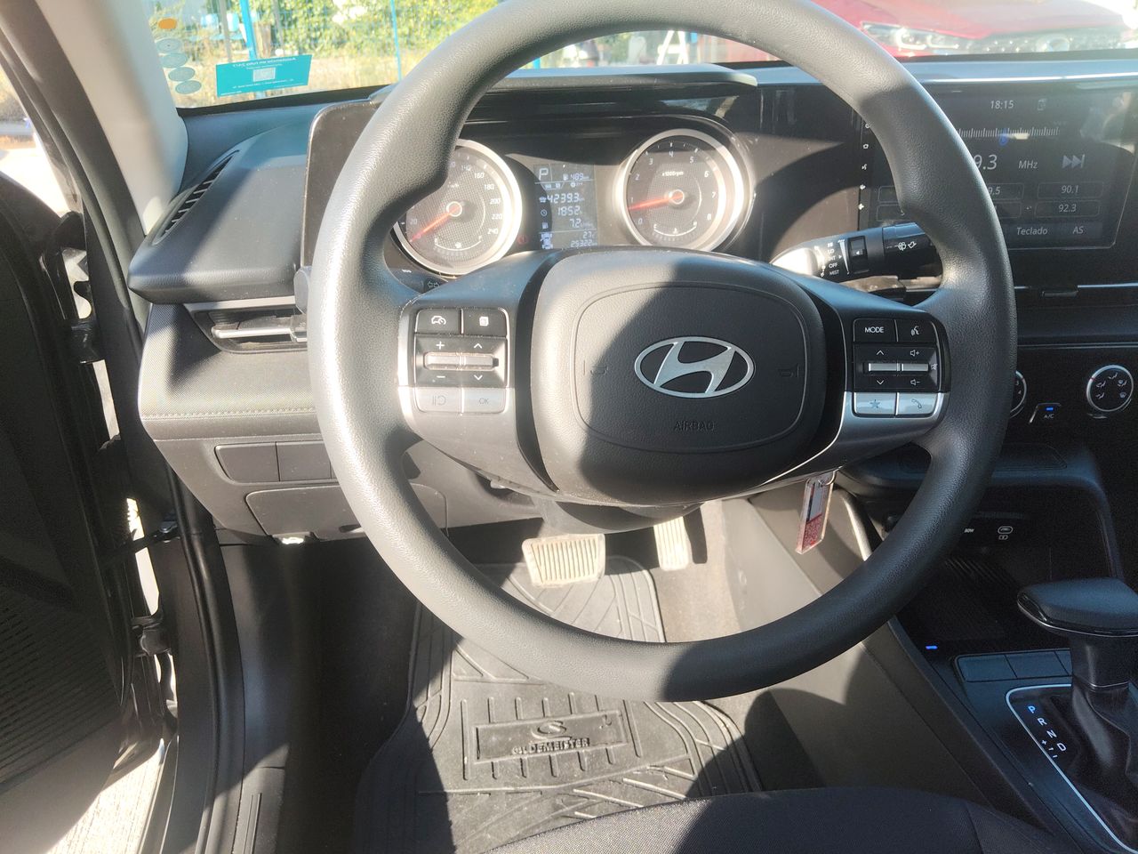 HYUNDAI - 17