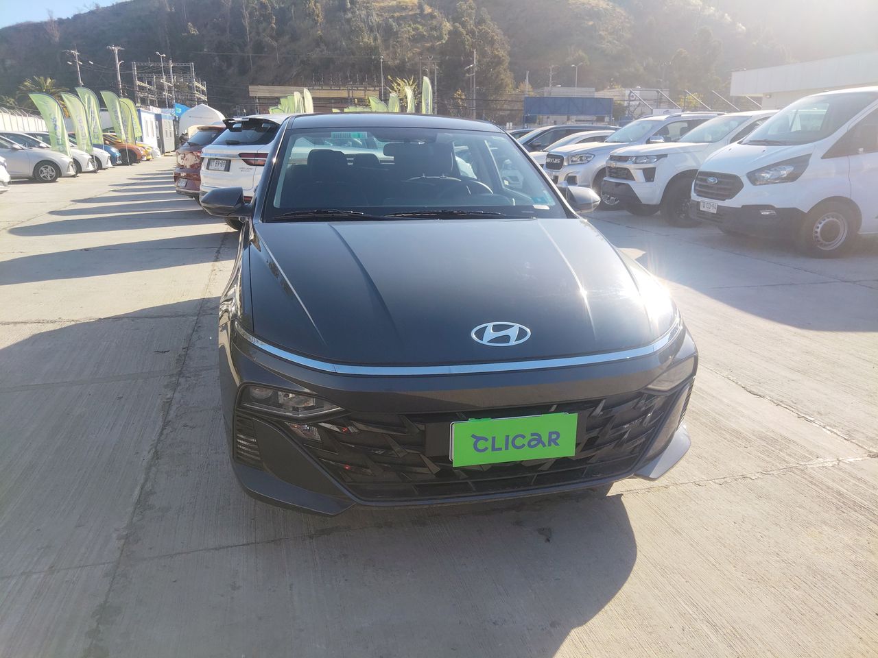 HYUNDAI - 1