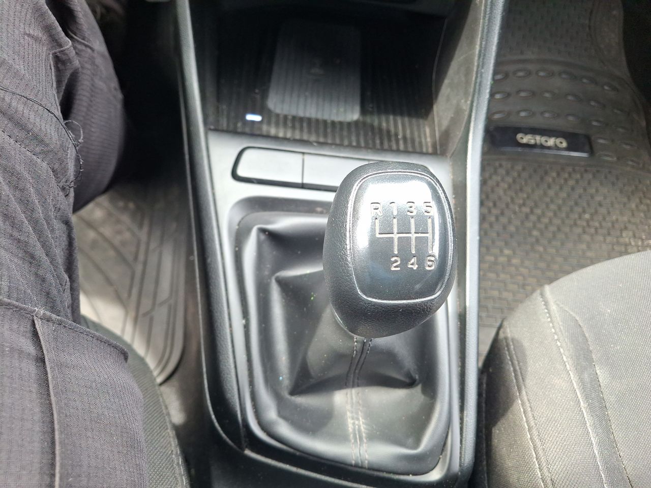 HYUNDAI - 29
