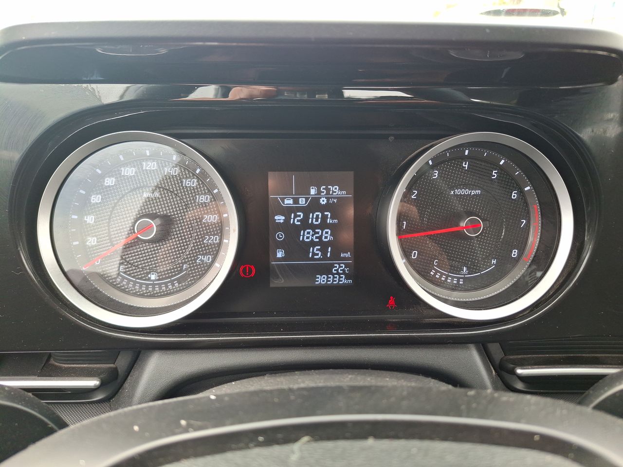 HYUNDAI - 25