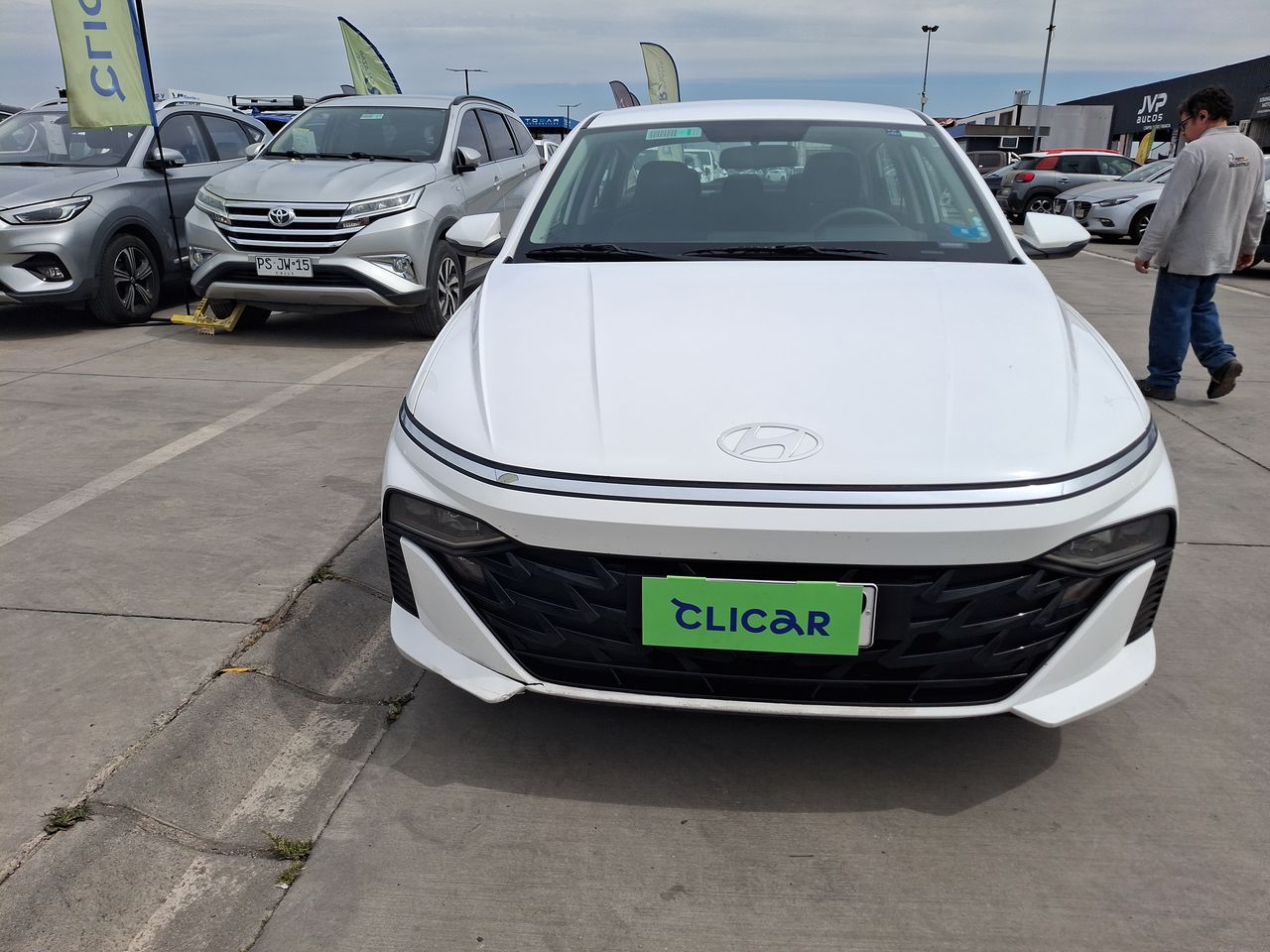 HYUNDAI - 2