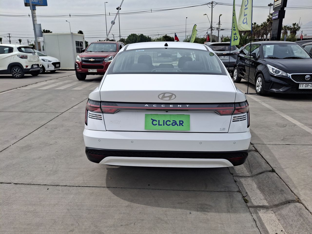 HYUNDAI - 6