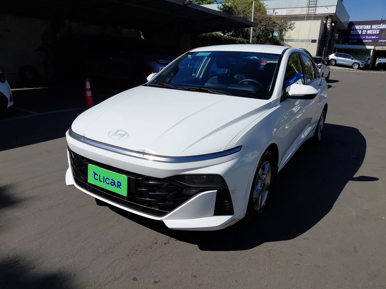 HYUNDAI - 3