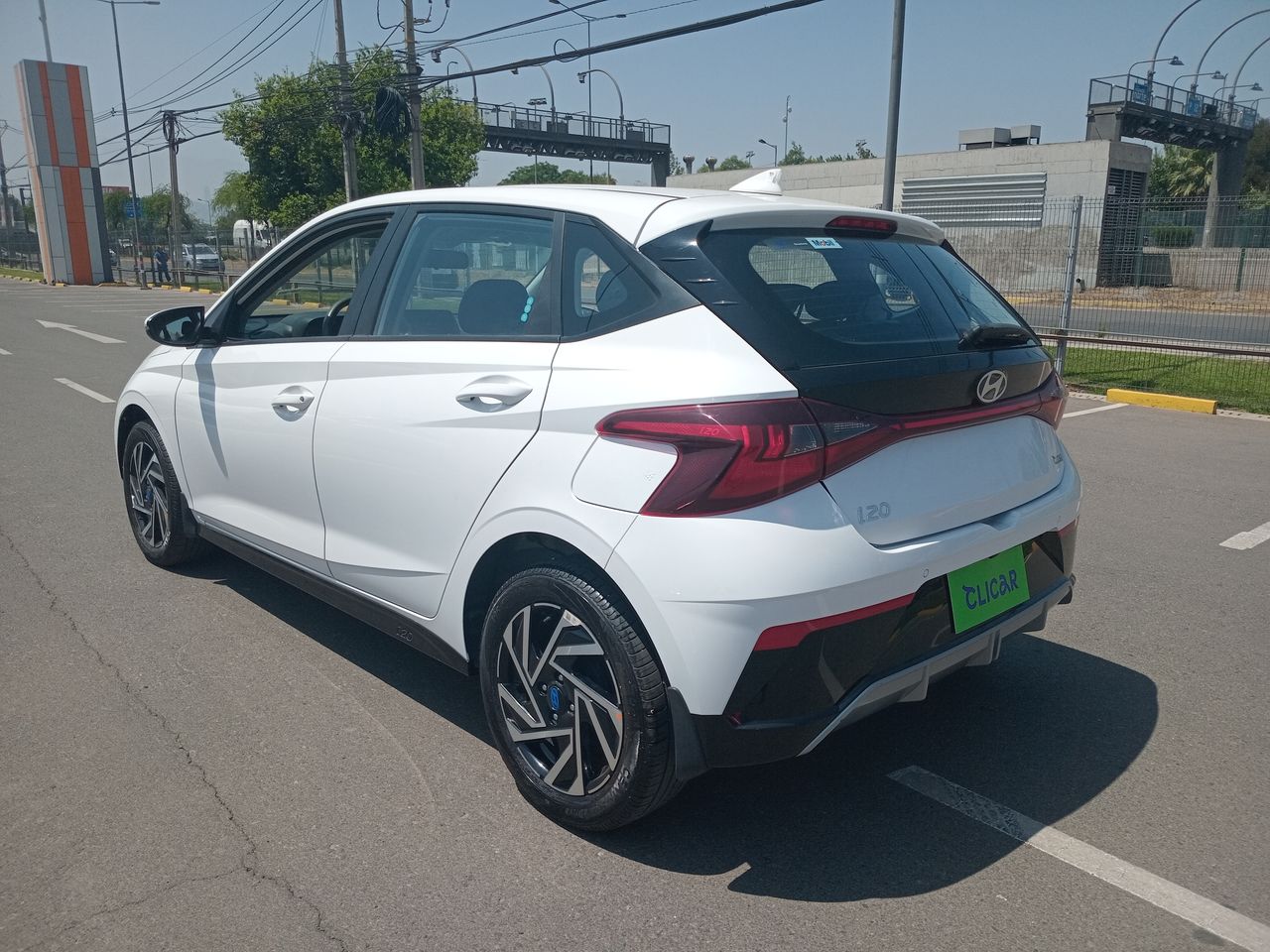 HYUNDAI - 5