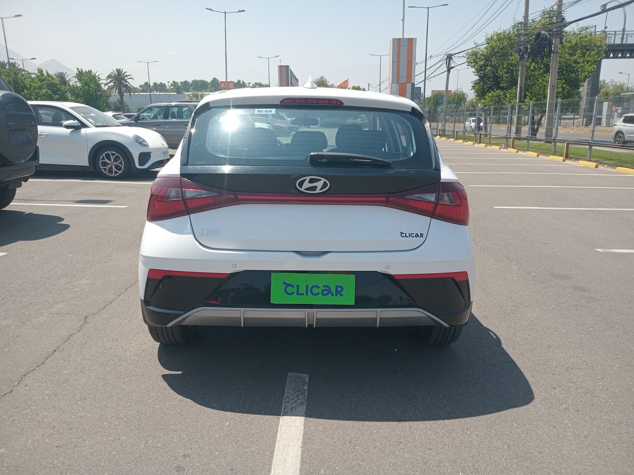HYUNDAI - 6