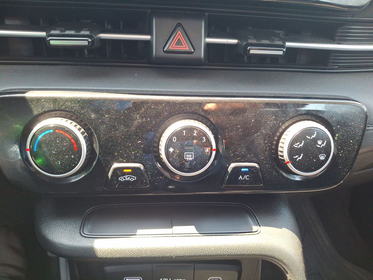 HYUNDAI - 28