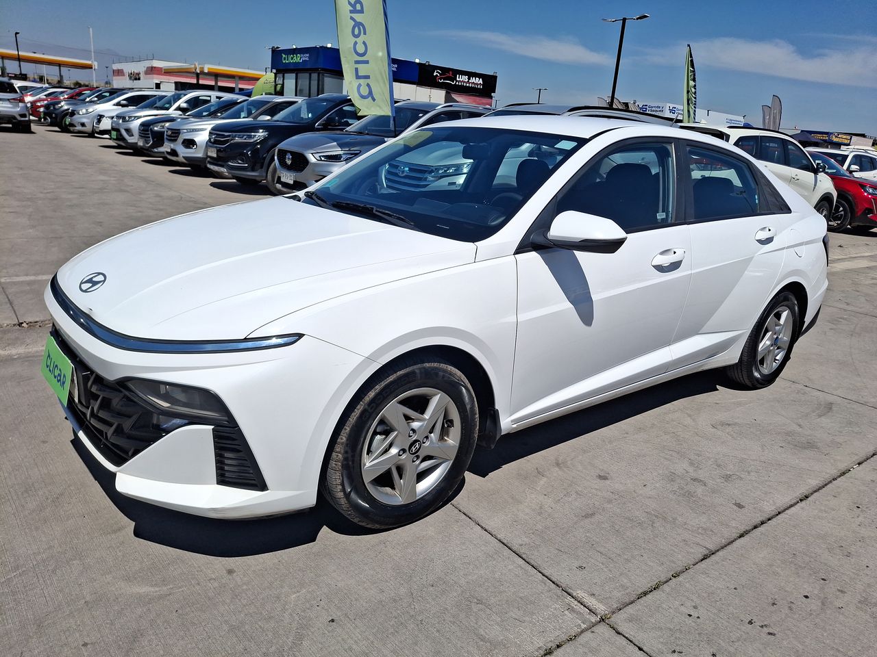 HYUNDAI - 3